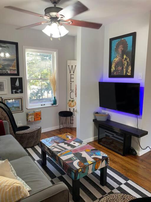 Villa Vibing In The Heights/Breweries/Food/Petfriendly Tampa Esterno foto