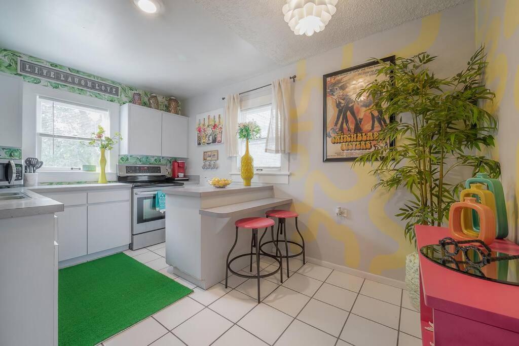 Villa Vibing In The Heights/Breweries/Food/Petfriendly Tampa Esterno foto