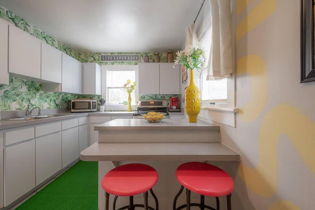 Villa Vibing In The Heights/Breweries/Food/Petfriendly Tampa Esterno foto